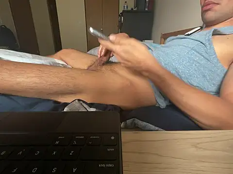 Snapshot of Shipmate-boricua chatting on January 12, 2025, 9:08 pm Shipmate-boricua online show from January 12, 2025, 9:08 pm