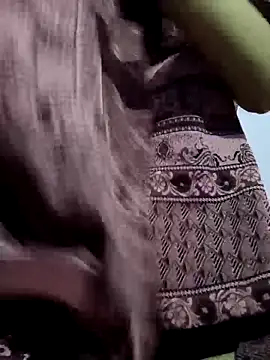 magicmoment00786 online show from November 18, 2025, 8:28 am