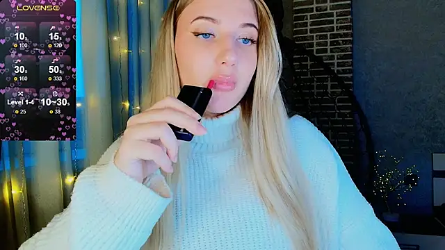 Evacadooo online show from November 21, 2025, 2:32 am