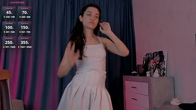 EmeliaReaper online show from October 15, 2025, 10:18 pm