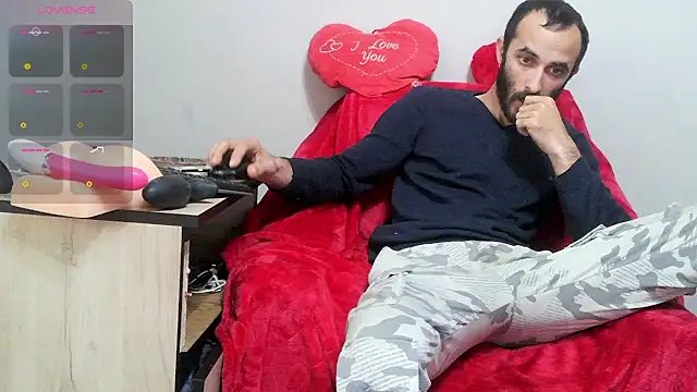 Snapshot of kisandgioni chatting on February 21, 2025, 1:55 pm kisandgioni online show from February 21, 2025, 1:55 pm