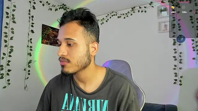 Snapshot of Raf_brunette chatting on December 29, 2024, 2:31 pm Raf brunette online show from December 29, 2024, 2:31 pm