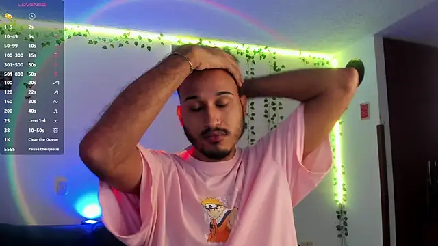 Snapshot of Raf_brunette chatting on January 4, 2025, 12:38 pm Raf brunette online show from January 4, 2025, 12:38 pm