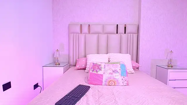 canela oss online show from November 7, 2025, 11:59 am