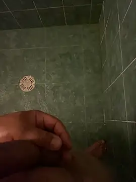 Snapshot of Tommy_y_Pamela chatting on February 24, 2026, 3:51 am Tommy y Pamela online show from February 24, 2026, 3:51 am