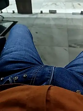 Snapshot of faaseel chatting on January 14, 2026, 10:41 am faaseel online show from January 14, 2026, 10:41 am