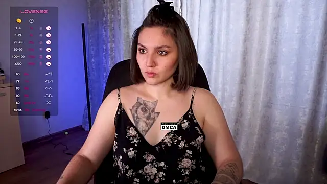 Snapshot of Hoot_owl_cb chatting on October 9, 2025, 12:11 am Hoot owl cb online show from October 9, 2025, 12:11 am