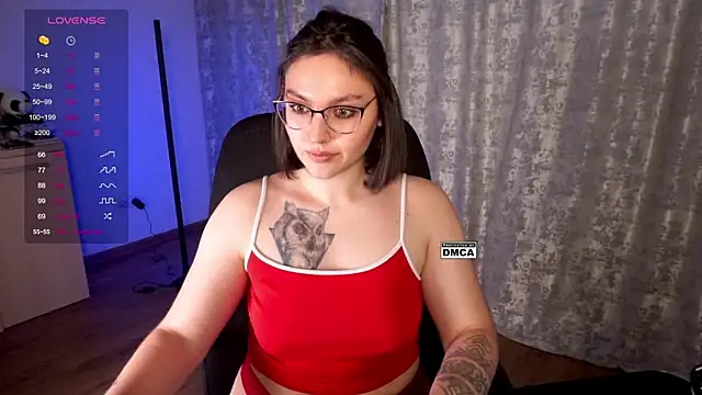 Snapshot of Hoot_owl_cb chatting on November 13, 2025, 10:13 pm Hoot owl cb online show from November 13, 2025, 10:13 pm