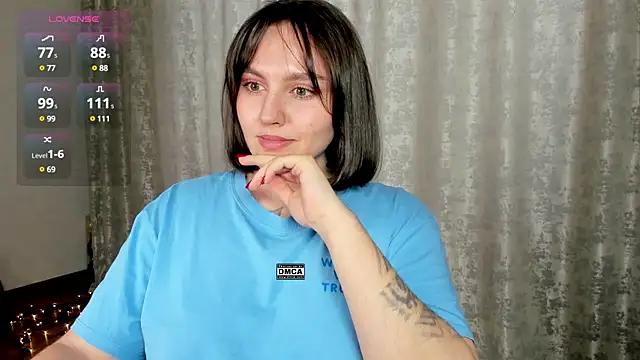 Snapshot of Hoot_owl_cb chatting on March 12, 2025, 5:24 am Hoot owl cb online show from March 12, 2025, 5:24 am