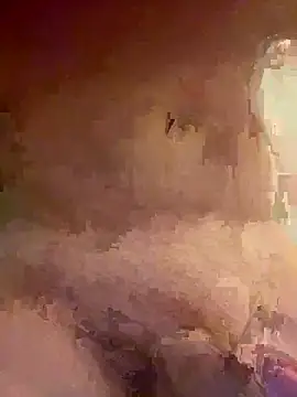 Tratto bianco002 online show from February 1, 2025, 7:02 pm