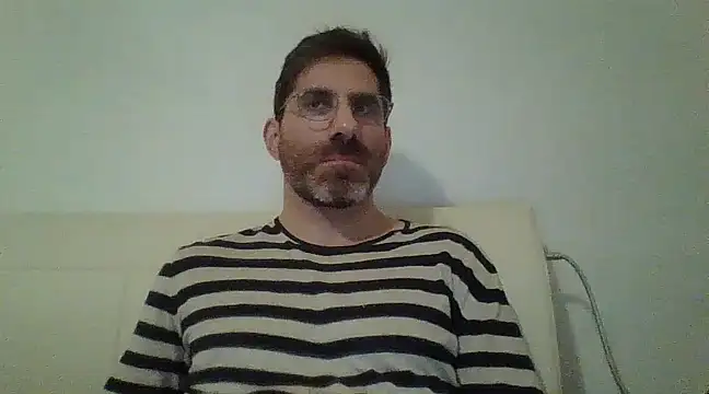 Snapshot of alcatraz009 chatting on February 16, 2025, 9:38 pm alcatraz009 online show from February 16, 2025, 9:38 pm