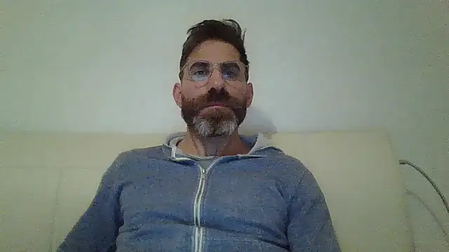 Snapshot of alcatraz009 chatting on December 4, 2024, 2:36 am alcatraz009 online show from December 4, 2024, 2:36 am