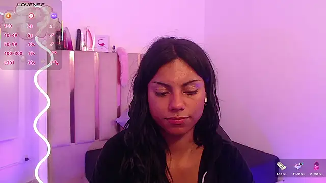 Snapshot of Andy_tay1 chatting on March 17, 2025, 9:33 am Andy tay1 online show from March 17, 2025, 9:33 am