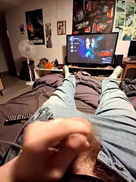 Snapshot of stev3w chatting on November 6, 2025, 4:11 pm stev3w online show from November 6, 2025, 4:11 pm