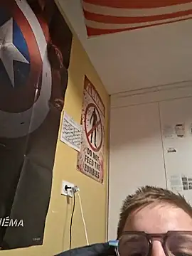 Snapshot of stev3w chatting on September 11, 2025, 5:29 am stev3w online show from September 11, 2025, 5:29 am