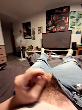 Snapshot of stev3w chatting on October 29, 2025, 6:23 am stev3w online show from October 29, 2025, 6:23 am