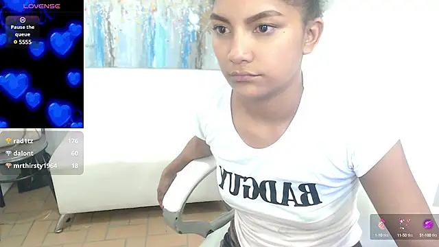 elly willis online show from February 26, 2025, 3:32 pm