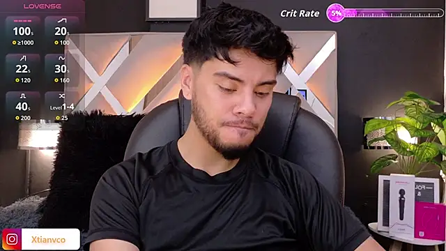 Snapshot of Tommidubois chatting on November 7, 2025, 4:39 am Tommidubois online show from November 7, 2025, 4:39 am