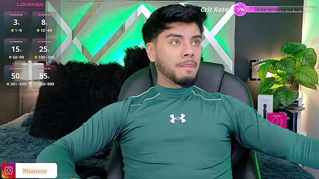 Snapshot of Tommidubois chatting on November 13, 2025, 3:43 am Tommidubois online show from November 13, 2025, 3:43 am