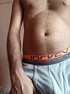 Vignesh3246 online show from September 11, 2025, 10:59 am