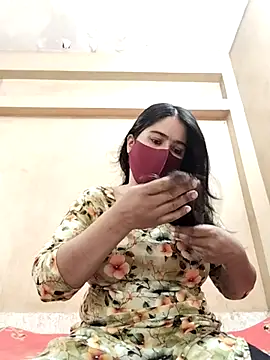 Magical Girl- online show from September 9, 2025, 4:11 am