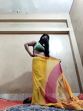 Magical Girl- online show from October 6, 2025, 3:40 am