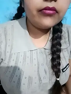 Snapshot of Love-Veronica chatting on July 26, 2026, 2:13 pm Love-Veronica online show from July 26, 2026, 2:13 pm