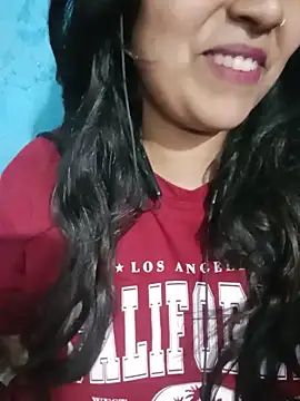 Snapshot of Love-Veronica chatting on May 17, 2026, 6:08 pm Love-Veronica online show from May 17, 2026, 6:08 pm