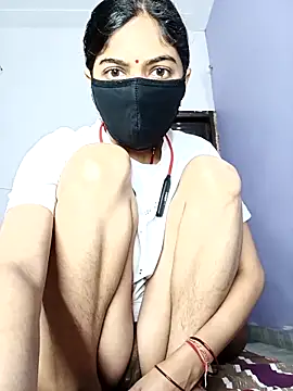 Snapshot of Amzing-Couple chatting on December 18, 2025, 4:06 am Amzing-Couple online show from December 18, 2025, 4:06 am