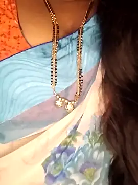 Sexy Radhikaa online show from December 17, 2025, 7:08 pm