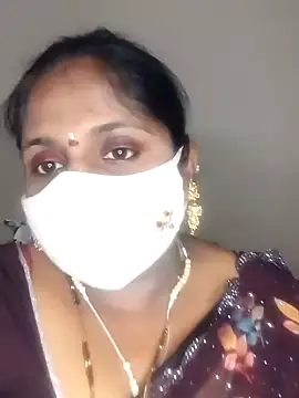 Snapshot of Sexy_Radhikaa chatting on March 10, 2025, 4:03 pm Sexy Radhikaa online show from March 10, 2025, 4:03 pm