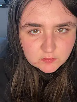 hotiee online show from March 23, 2026, 3:45 pm