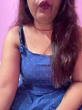 Snapshot of _nishalove19 chatting on February 26, 2025, 7:32 pm nishalove19 online show from February 26, 2025, 7:32 pm