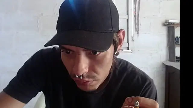 tayler punk noise online show from January 18, 2025, 3:59 pm