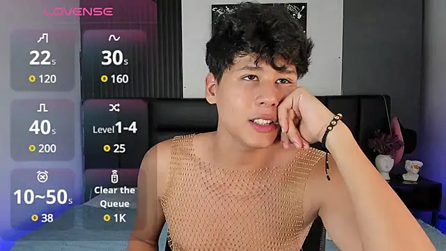 RaidenBoy1 online show from January 28, 2025, 7:32 pm