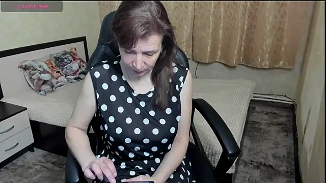 Snapshot of Debra_Phoenix chatting on May 22, 2026, 10:19 pm Debra Phoenix online show from May 22, 2026, 10:19 pm