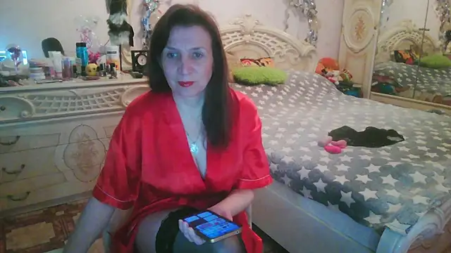 Snapshot of Debra_Phoenix chatting on June 2, 2026, 10:32 pm Debra Phoenix online show from June 2, 2026, 10:32 pm