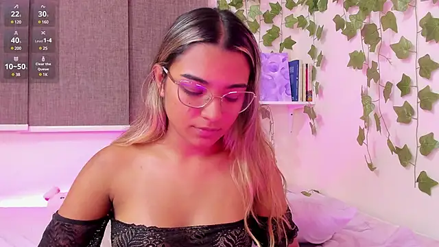 Annebull  online show from February 19, 2025, 12:14 am