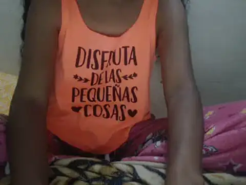 Snapshot of Nolimtslove chatting on December 4, 2024, 7:28 pm Nolimtslove online show from December 4, 2024, 7:28 pm