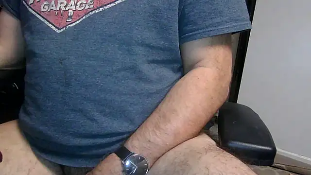 Snapshot of thickdaddy59 chatting on December 22, 2024, 7:33 am thickdaddy59 online show from December 22, 2024, 7:33 am