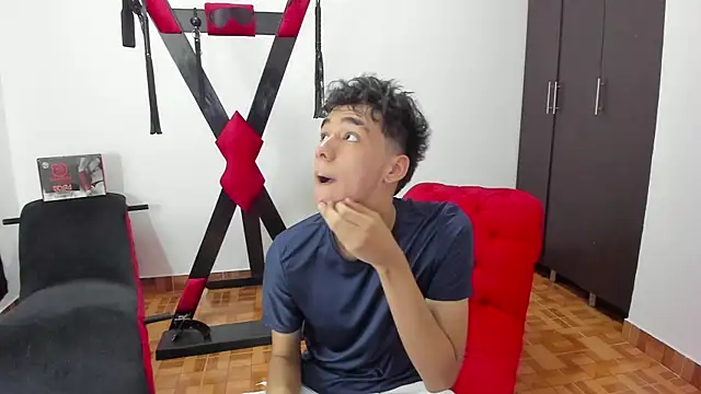 Harry LatinBoy online show from January 10, 2025, 8:15 pm