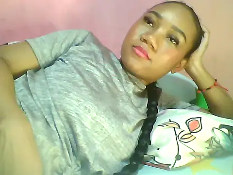 Fariana01 online show from February 12, 2025, 1:52 am