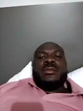 Snapshot of Suckmehar chatting on December 20, 2025, 6:05 am Suckmehar online show from December 20, 2025, 6:05 am