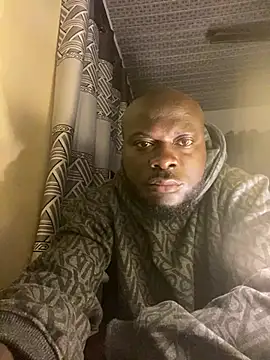 Snapshot of Suckmehar chatting on January 29, 2025, 7:43 pm Suckmehar online show from January 29, 2025, 7:43 pm