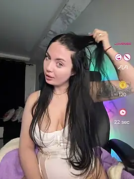 Snapshot of BellaaNoir chatting on April 29, 2026, 7:53 pm BellaaNoir online show from April 29, 2026, 7:53 pm