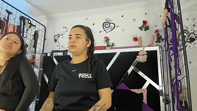 abby eemily online show from December 2, 2025, 12:18 pm