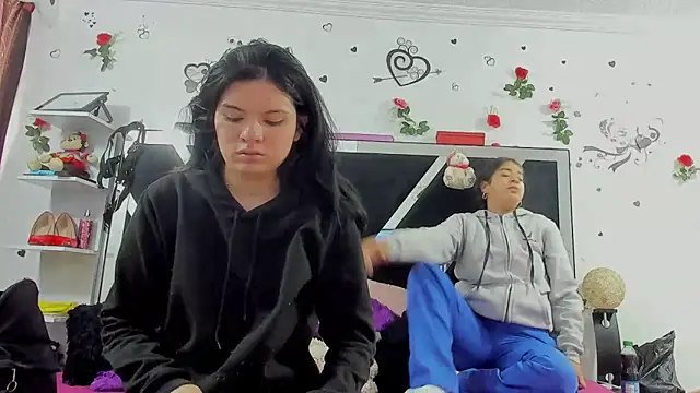 abby eemily online show from October 15, 2025, 12:13 pm