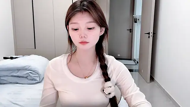 Snapshot of yangyang-1115 chatting on November 5, 2025, 4:26 am yangyang-1115 online show from November 5, 2025, 4:26 am