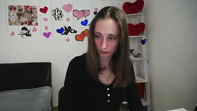 Snapshot of MichelLeee chatting on February 27, 2025, 12:12 pm MichelLeee online show from February 27, 2025, 12:12 pm