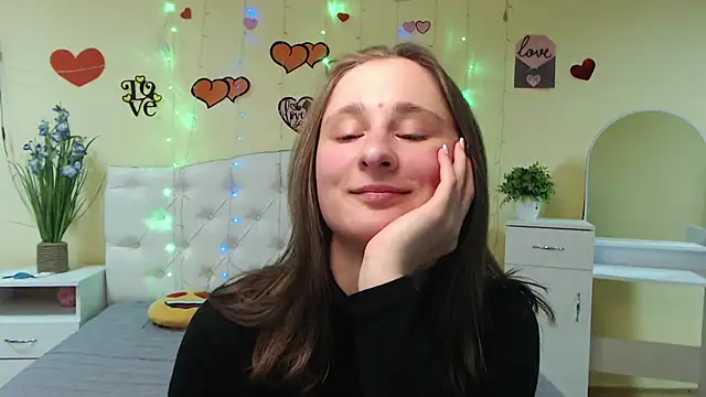 Snapshot of MichelLeee chatting on February 21, 2025, 3:10 pm MichelLeee online show from February 21, 2025, 3:10 pm